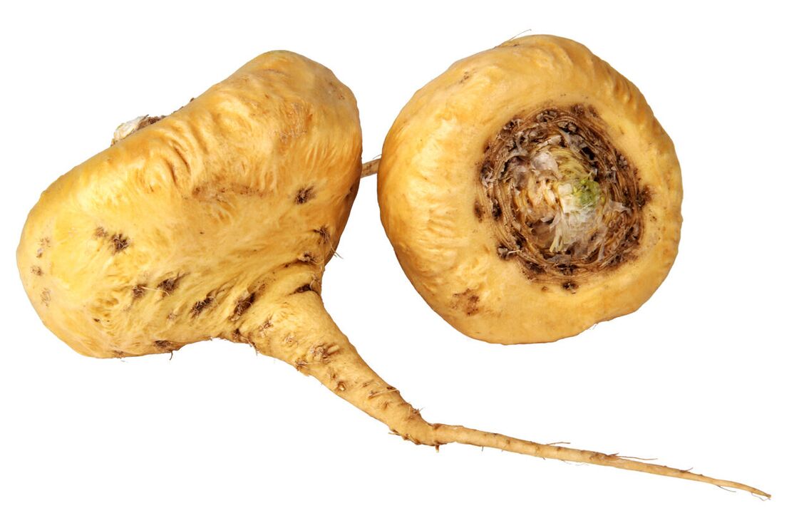 Mak Pyruanskaya as part of the zxcvbnmqwert capsule